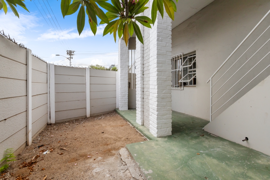 9 Bedroom Property for Sale in Observatory Western Cape